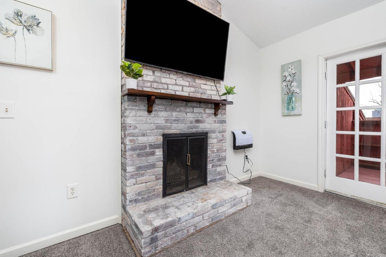 Exquisite Downtown Loft Apartment Hartford Bagian luar foto